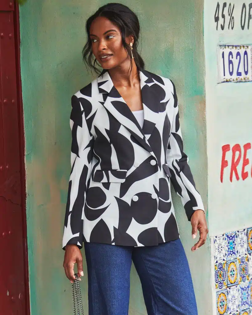 K&G Fashion Superstore — off-price family fashion